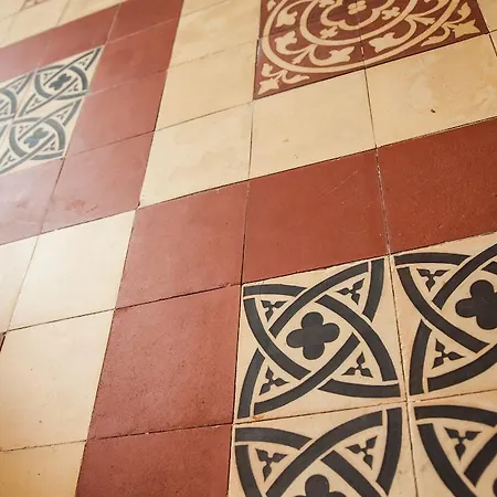 Il Etait Une Fois Chez Moi Frühstückspension Le Loroux-Bottereau